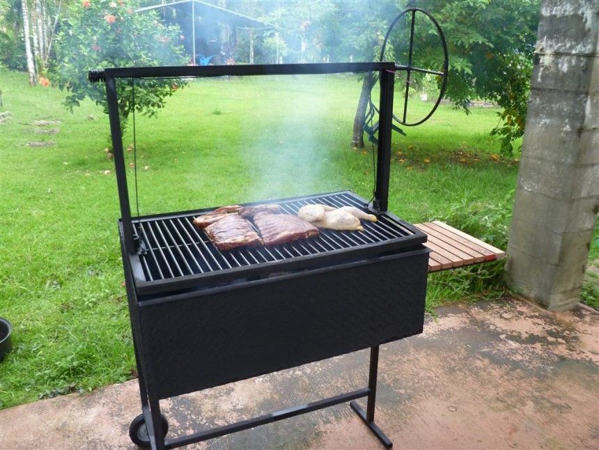 Making it Yours: A Guide to Customizing Your Santa Maria Grill